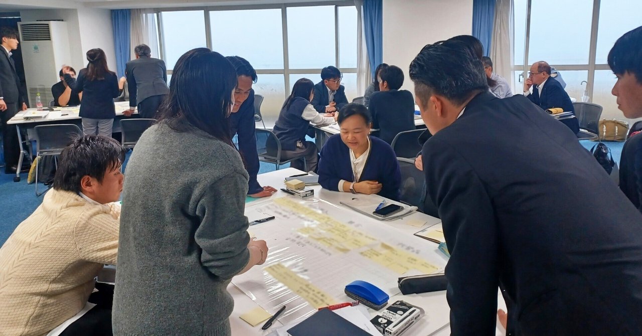 100年企業を目指す合宿の様子